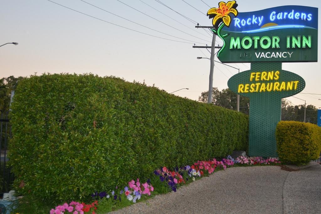 Rocky Gardens Motor Inn Рокхемптън Екстериор снимка