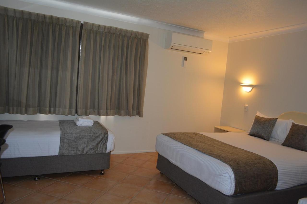 Rocky Gardens Motor Inn Рокхемптън Екстериор снимка